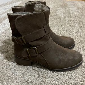 Womens brown winter boot